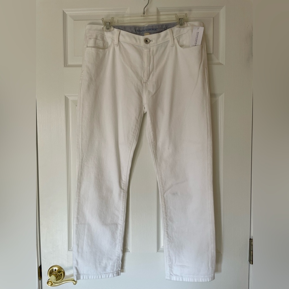 Banana Republic White Denim Jeans – High-Rise Slim / Straight Leg ✨